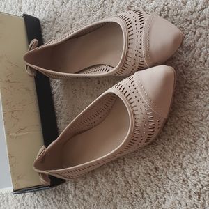 NWOT - Restricted - Nude Ballet Flats - Size 9